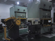 Fütterungsmaschine CNC 380V/Stempeln der Präzisions-Vakuumentladungs-Maschine
