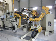 Automatische Blechtafel Decoiler-Richtmaschine-pneumatische lochende Werkzeug-Zufuhr