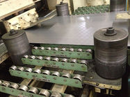 Stahl 380V 50Hz umwickelt das Blatt-Platten-Richtmaschine-Blech, das Rollen-Zufuhr-Fütterungsschritt bildet